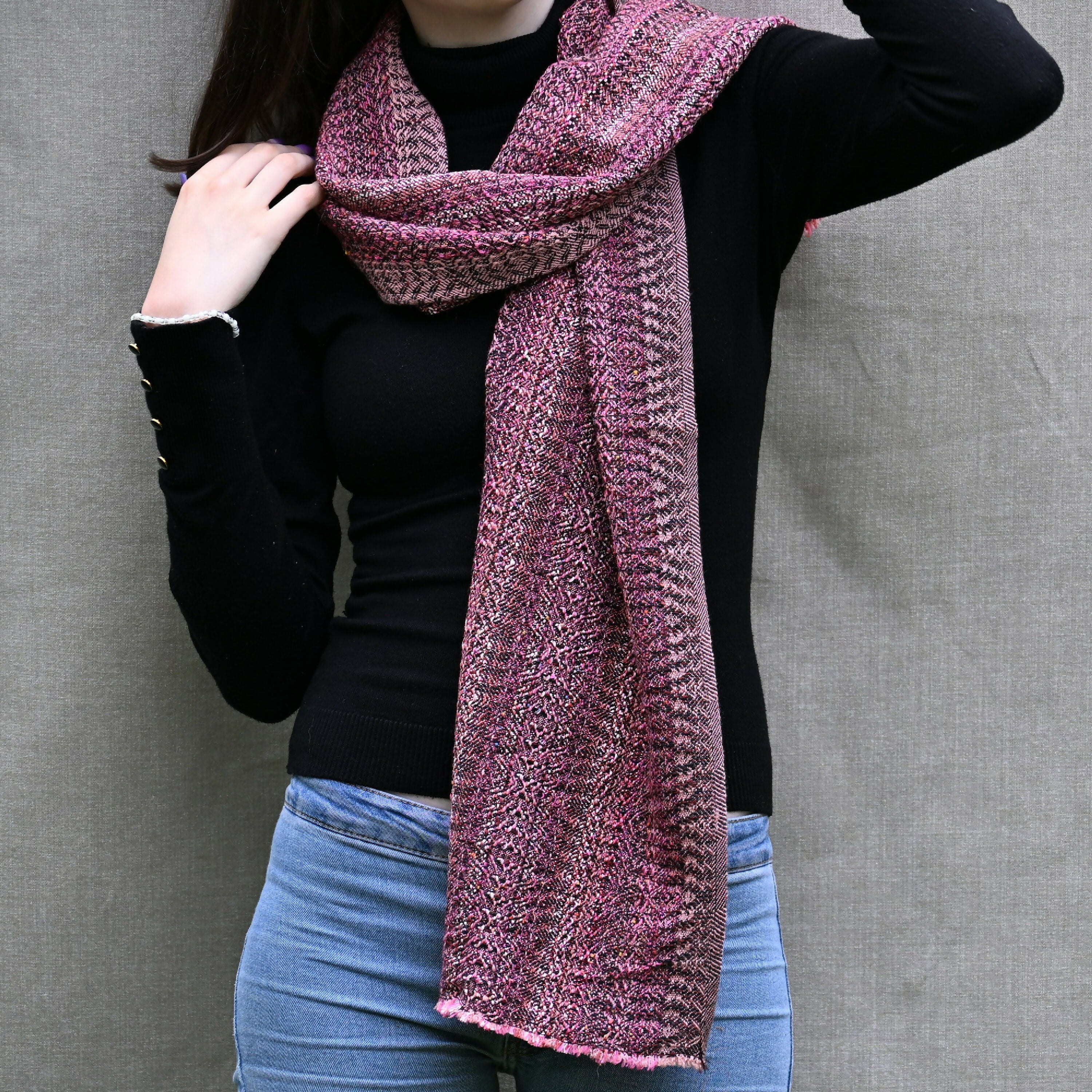 echarpe_rose_antique_creation_tissages_francois_vieillard copie | EMPREINTES Paris