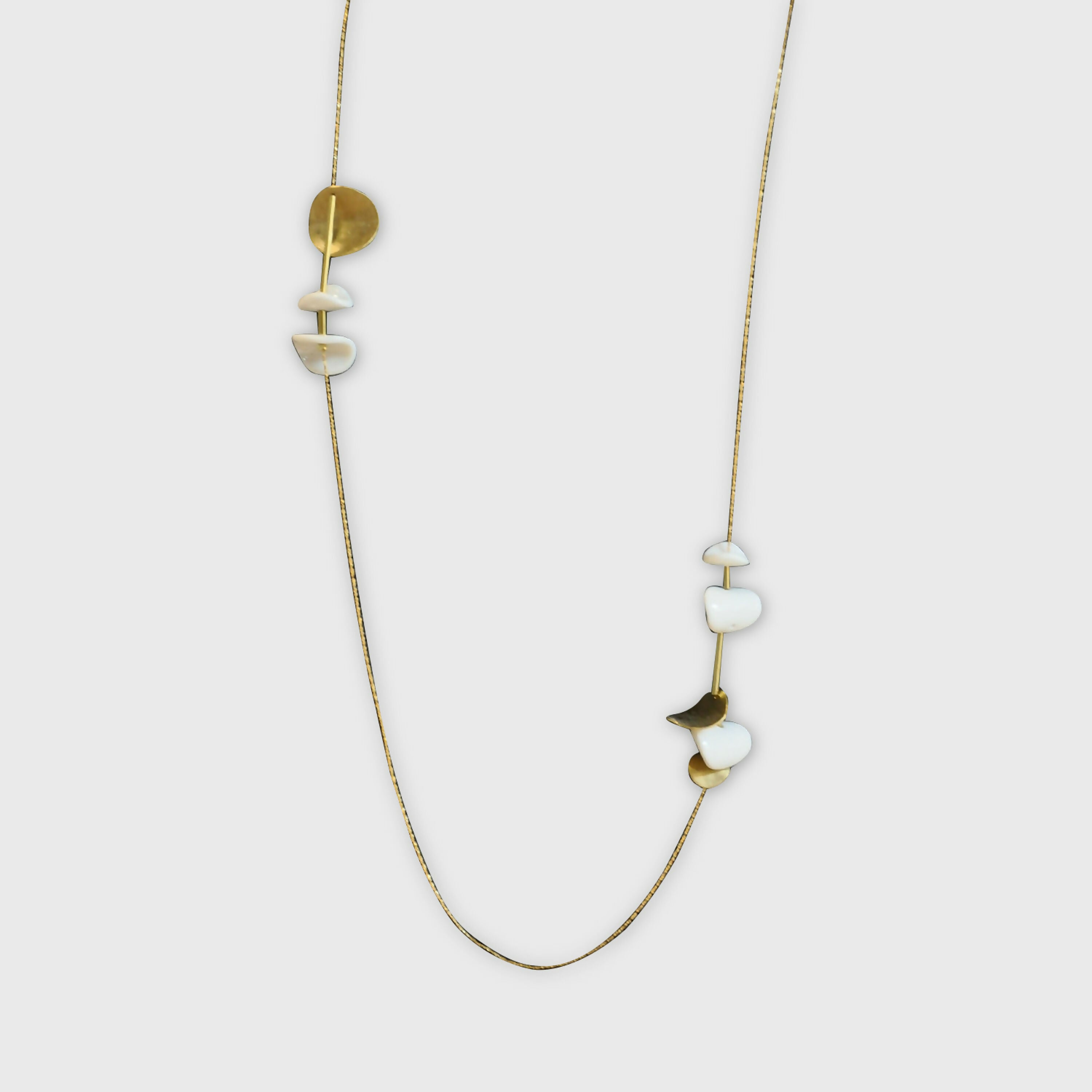 sautoir_petales_coloris_au_choix_koeda copie | EMPREINTES Paris