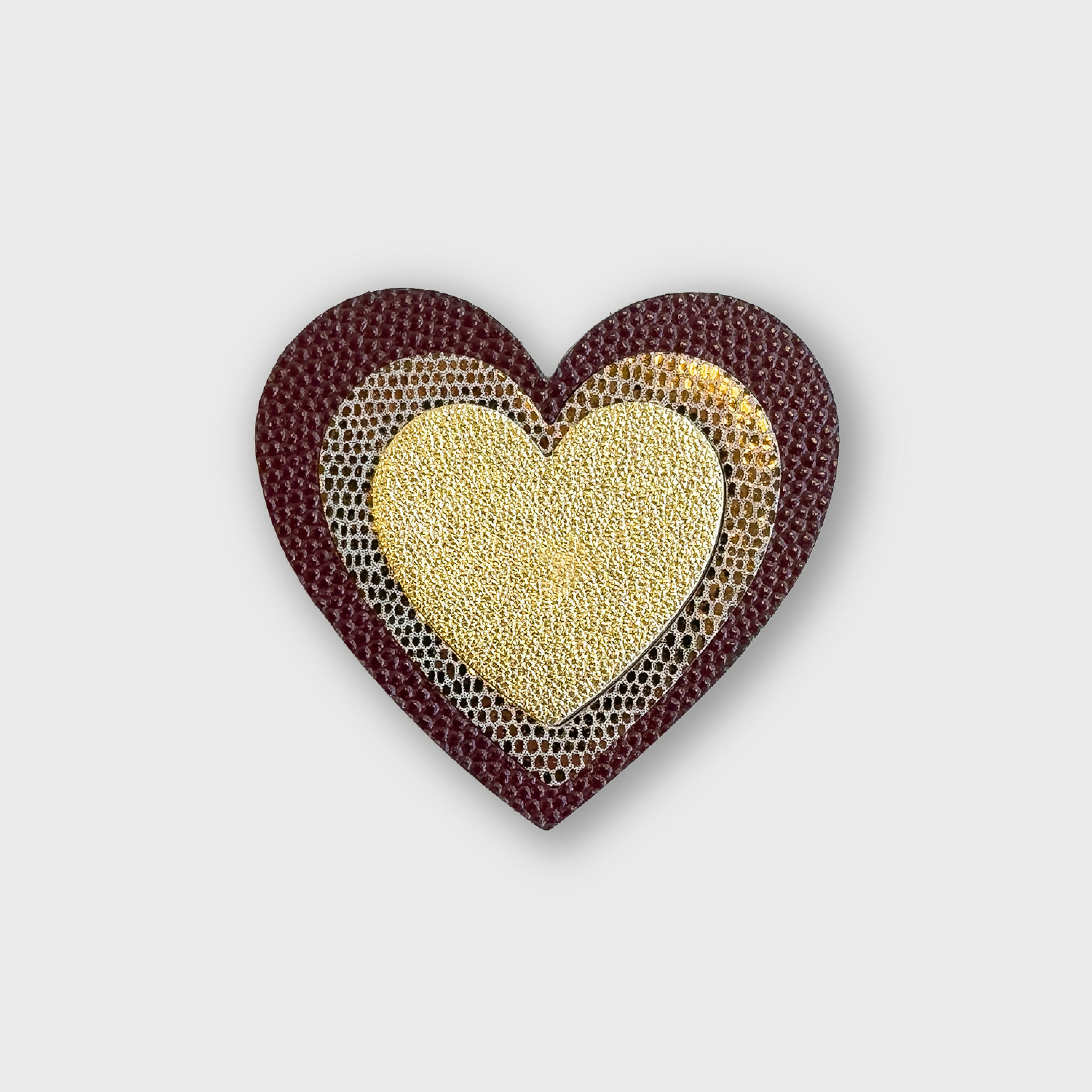 broche_grand_coeur_dore_julie_troncin_maroquinerie copie | EMPREINTES Paris