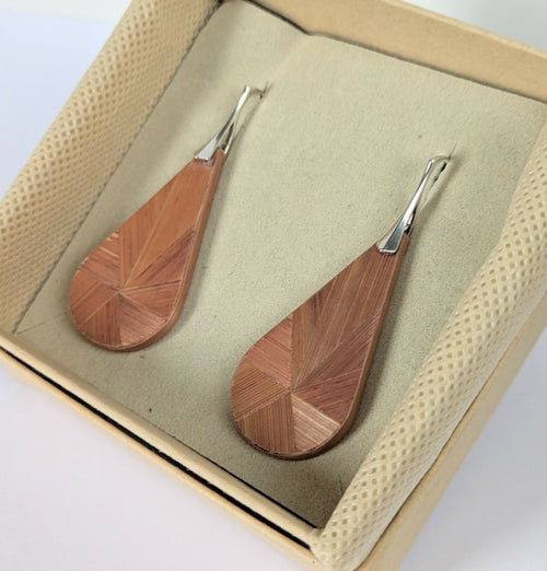 Boucles d'oreilles Gouttes avec marqueterie de paille Cuivre - crochets argent | EMPREINTES Paris - EMPREINTES Paris