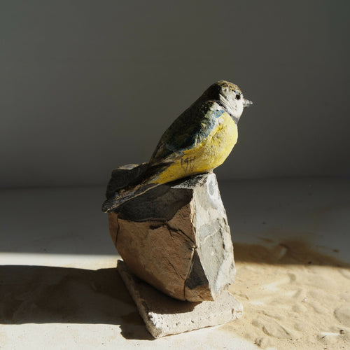 Sculpture Mésange charbonnière sur pierre | EMPREINTES Paris - EMPREINTES Paris