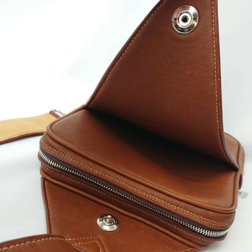 sacoche_en_cuir_hector_lappara | EMPREINTES Paris - EMPREINTES Paris