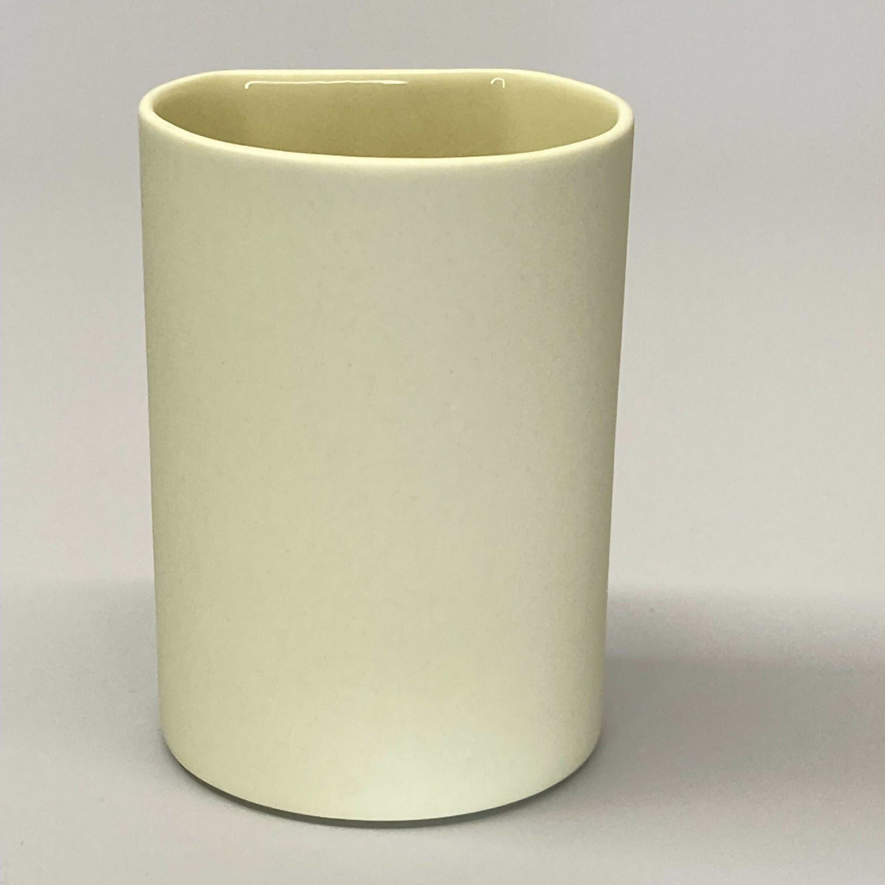 gobelet_jaune_un_pan_n°10_2gceramic copie | EMPREINTES Paris