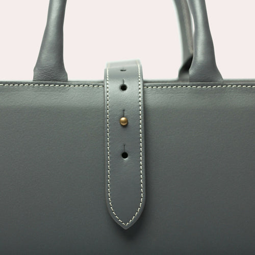 porte_revues_en_cuir_gris_midipy copie | EMPREINTES Paris - EMPREINTES Paris