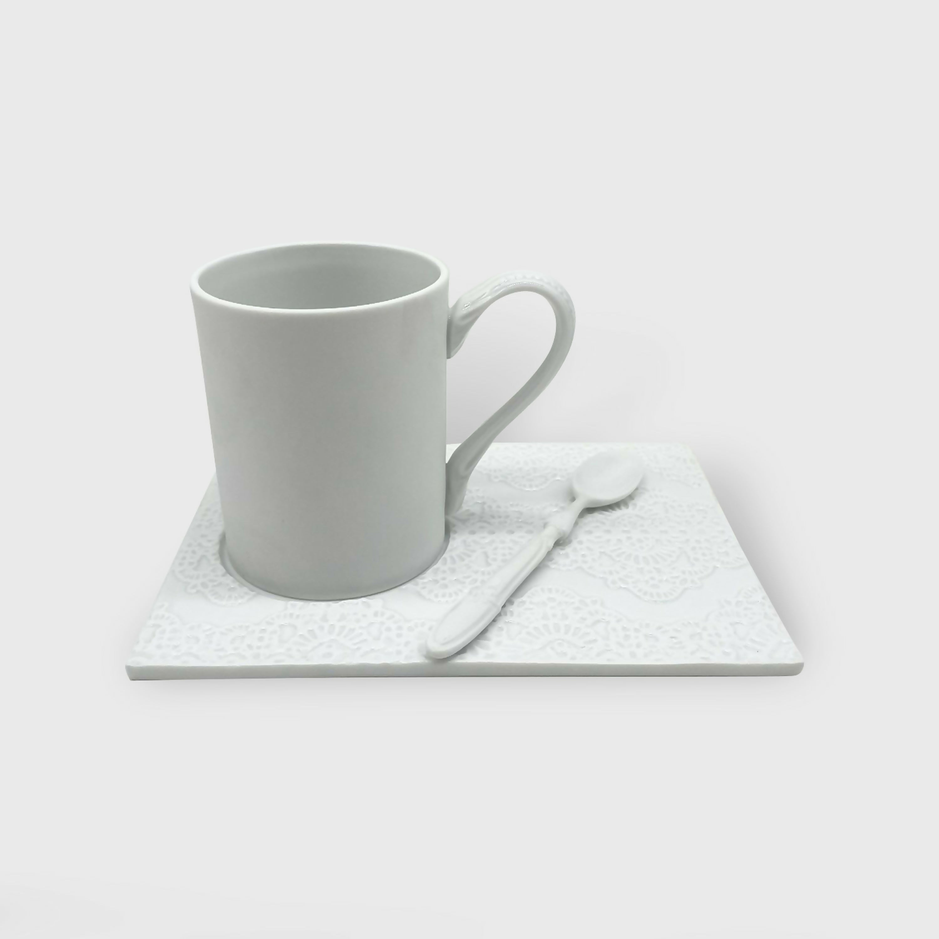 ensemble_plateau_mug_et_cuillere_collection_harcourt_porcelaine_de_limoges_la_seynie copie | EMPREINTES Paris
