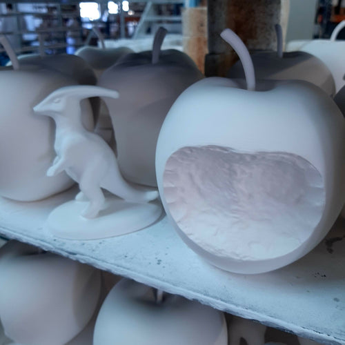 pomme_croquee_porcelaine_de_limoges_la_seynie1 copie | EMPREINTES Paris - EMPREINTES Paris