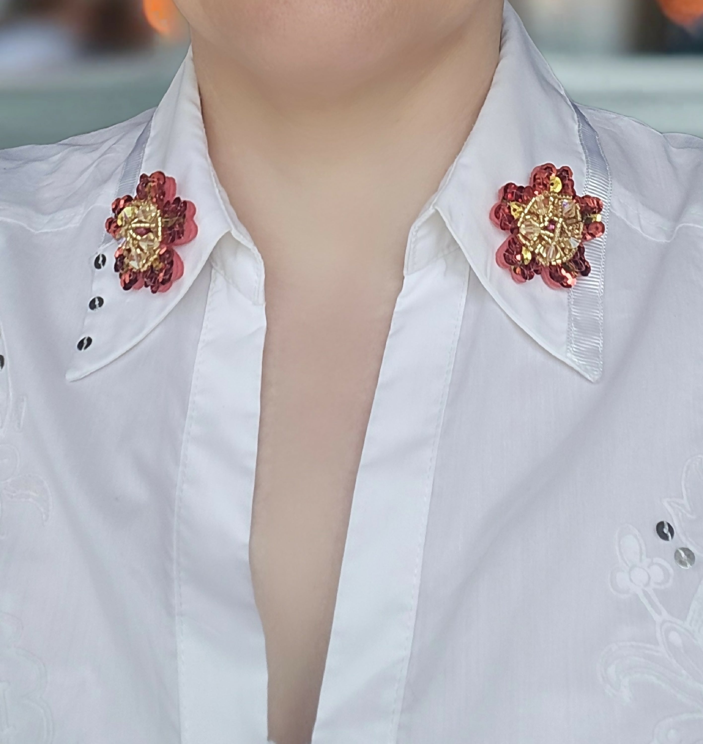 bijoux_de_col_rosace_rouge_refractions_en_chaines_rec_bijoux copie | EMPREINTES Paris