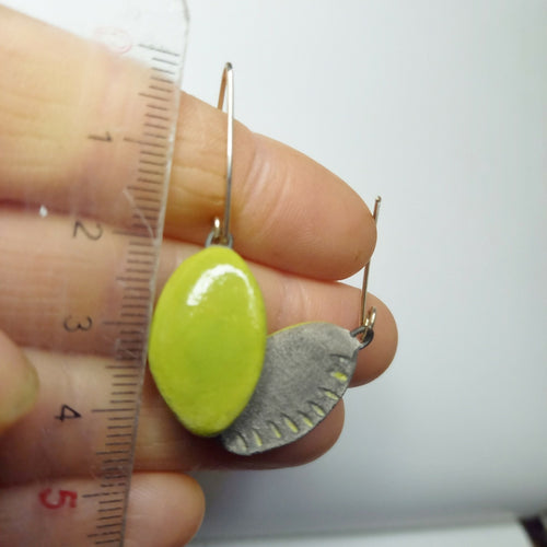 boucles_doreilles_lune_vertes_chloe_bercovici_simplement_terre copie | EMPREINTES Paris - EMPREINTES Paris