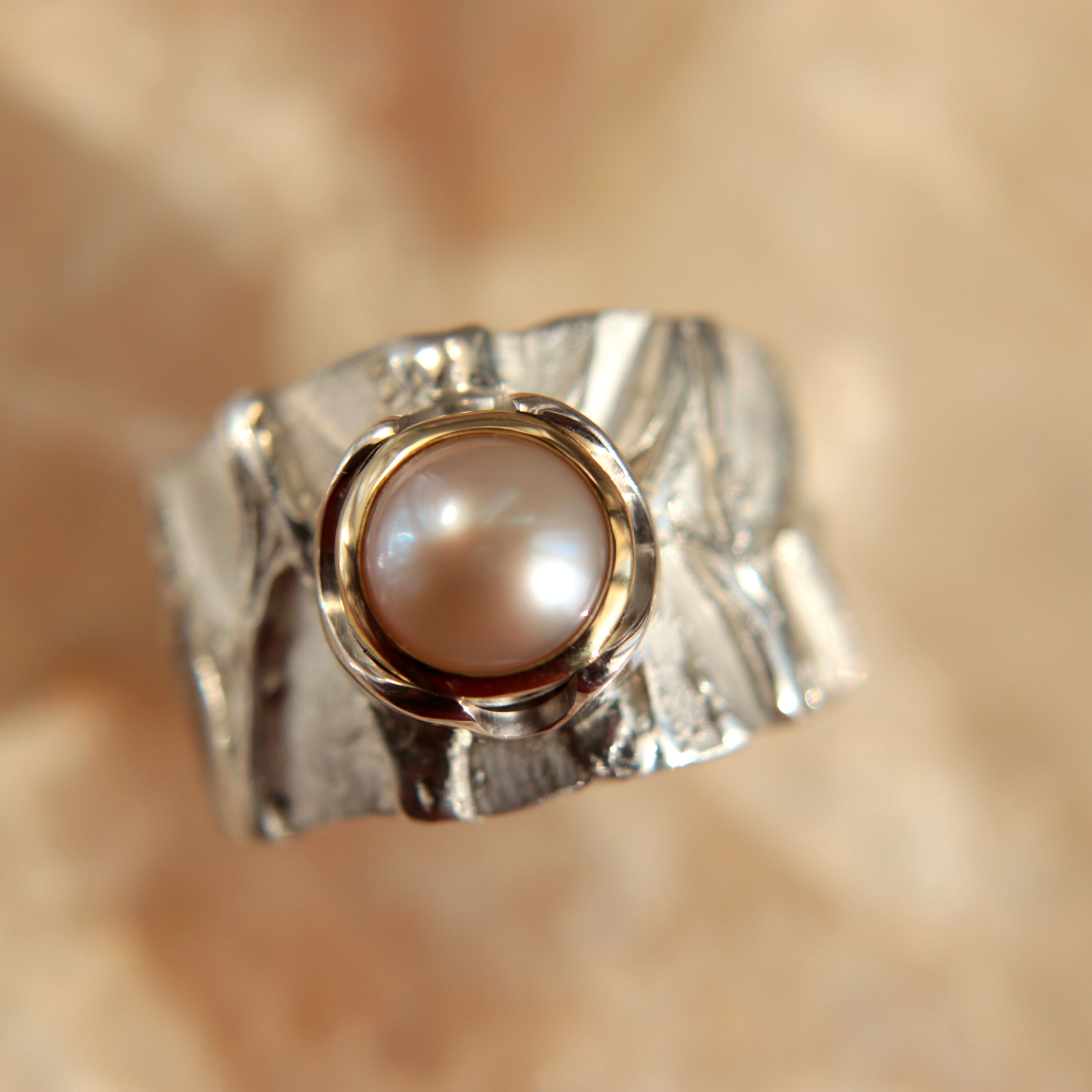 bague_lotus_iii_piece_unique_en_t51_en_argent_or_et_une_perle_naturelle_rose_sol_billeke copie | EMPREINTES Paris