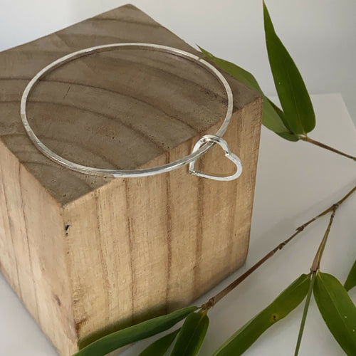 b5Rsz0sSIi | EMPREINTES Paris - EMPREINTES Paris