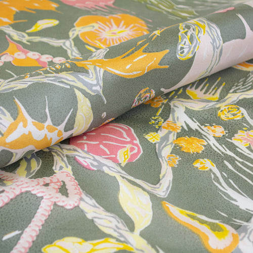 carre_de_soie_william_morris_on_the_milkyway_vert_prelude_dans_la_pampa copie | EMPREINTES Paris - EMPREINTES Paris