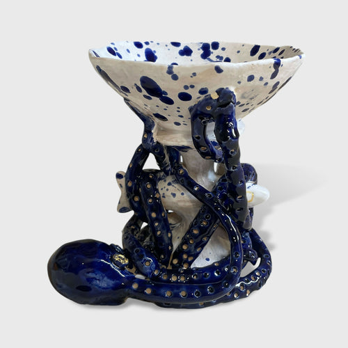 Coupe bleu de Sèvres avec poulpe et poisson aux yeux d'or | EMPREINTES Paris - EMPREINTES Paris