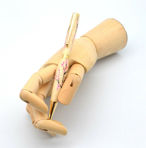 stylo_a_bille_en_erable_sycomore_peint_a_la_main_i080_benjamin_pamart copie | EMPREINTES Paris - EMPREINTES Paris