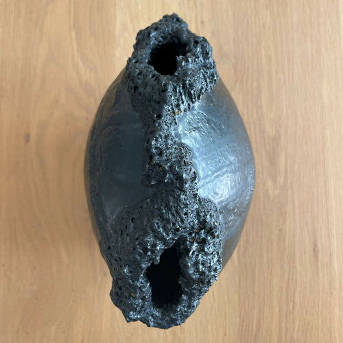 Pot -sculpture Lava Iceland 2 | EMPREINTES Paris - EMPREINTES Paris