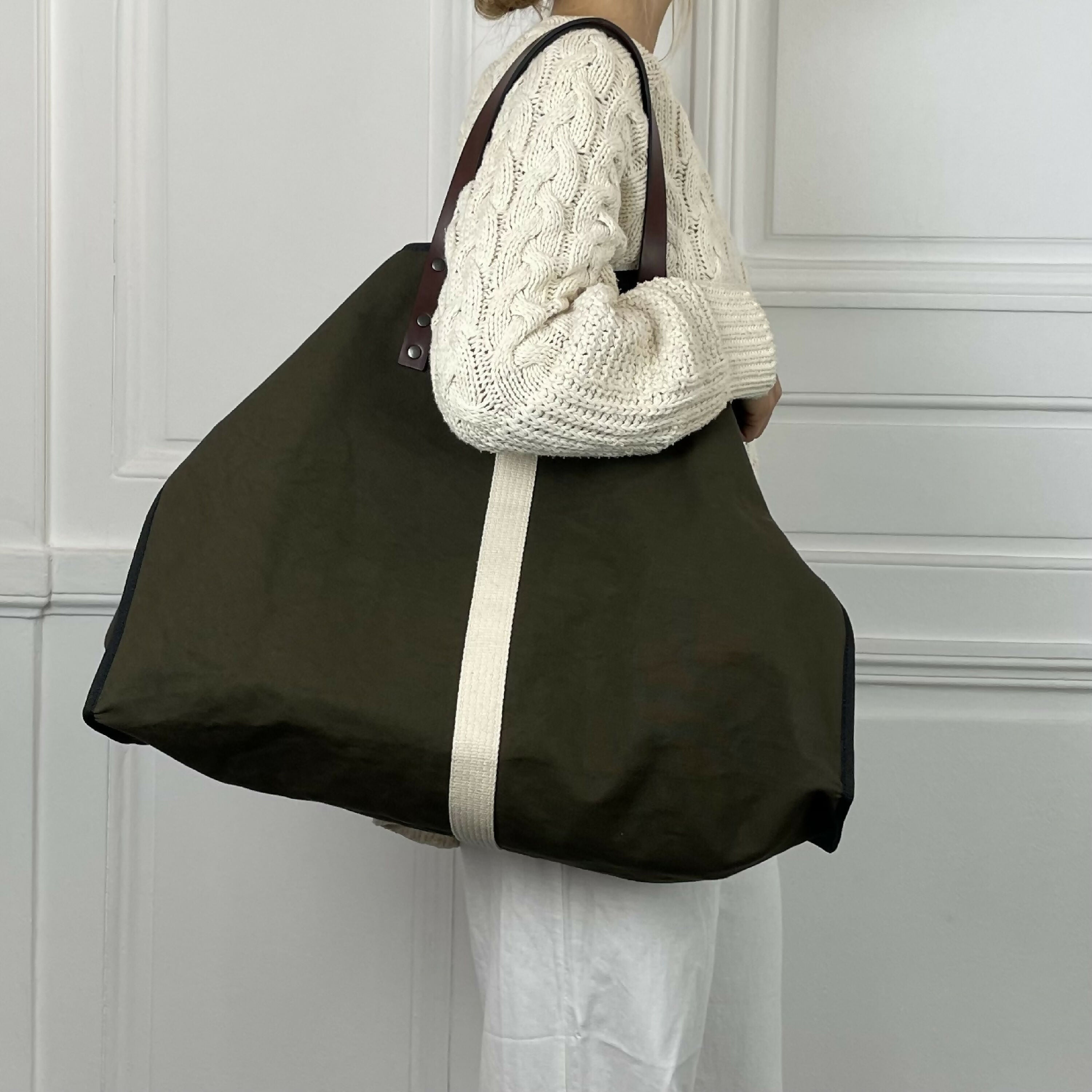 t_grand_tote_bag_en_toile_de_bache_coton_et_cuir_tannage_vegetal_ioos copie | EMPREINTES Paris