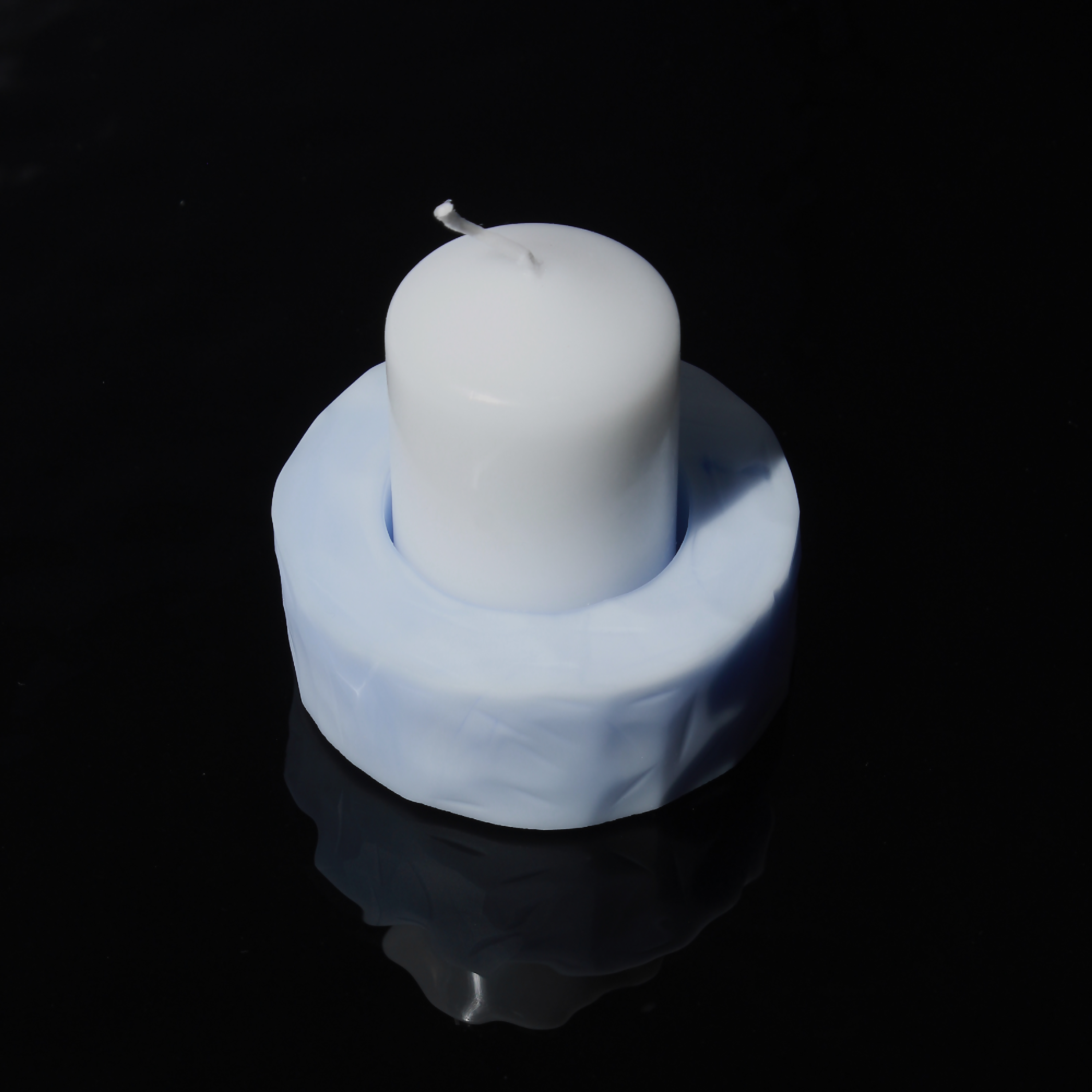 bougeoirs_fleurs_petit_modele_bleu_trait_dunion_artisans copie | EMPREINTES Paris