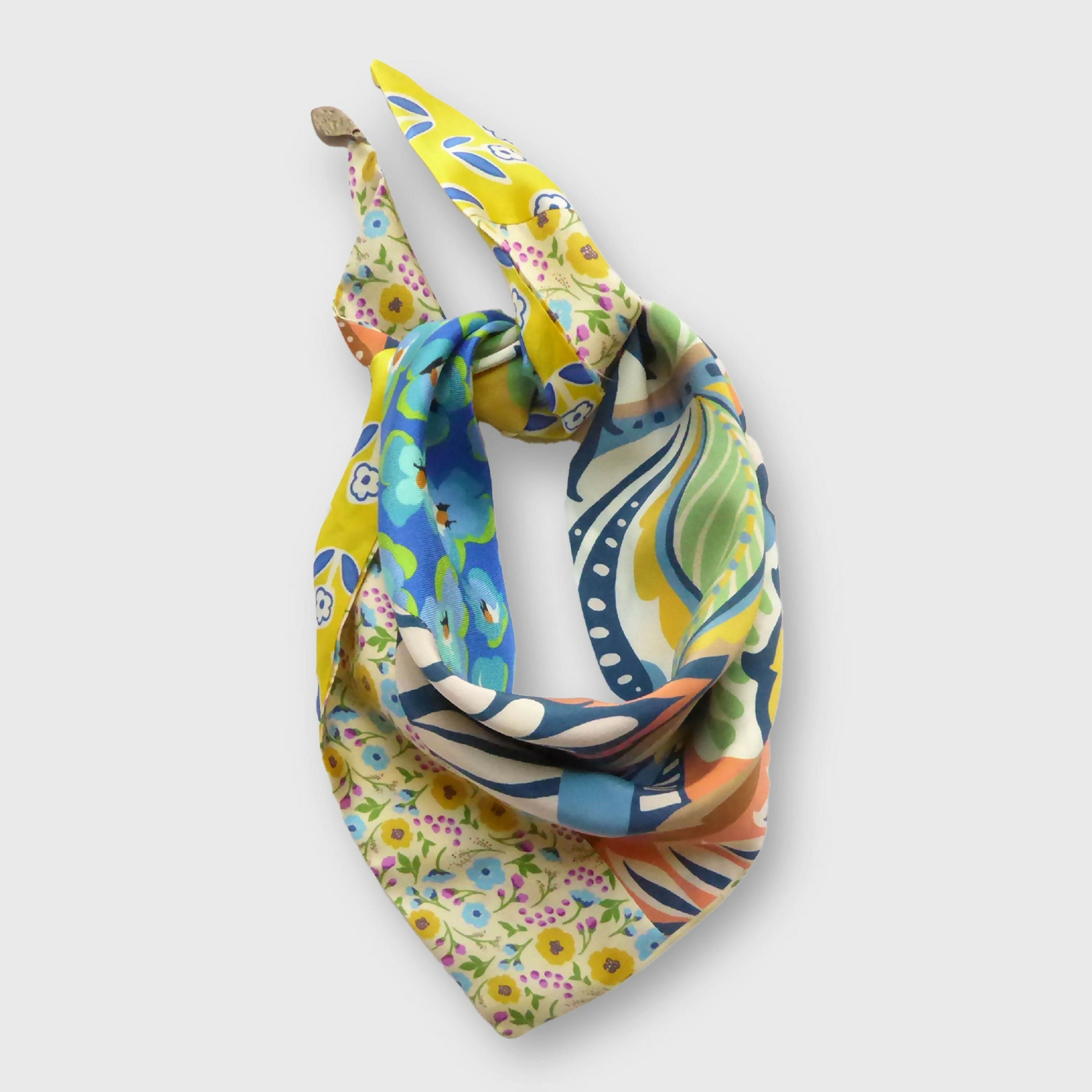 PqmdRqKjb0 | EMPREINTES Paris