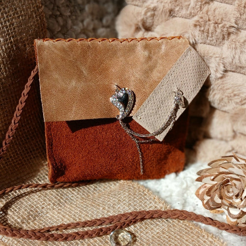 pochette_coeur_sauvage_occi_tanne copie | EMPREINTES Paris - EMPREINTES Paris