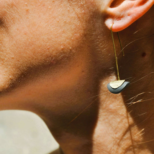 boucles_doreilles_pendantes_petales_coloris_au_choix_koeda copie | EMPREINTES Paris - EMPREINTES Paris