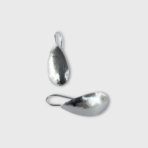 boucles_doreilles_teardrop_en_argent_massif_martele_forme_de_gouttes_artyssia copie | EMPREINTES Paris - EMPREINTES Paris