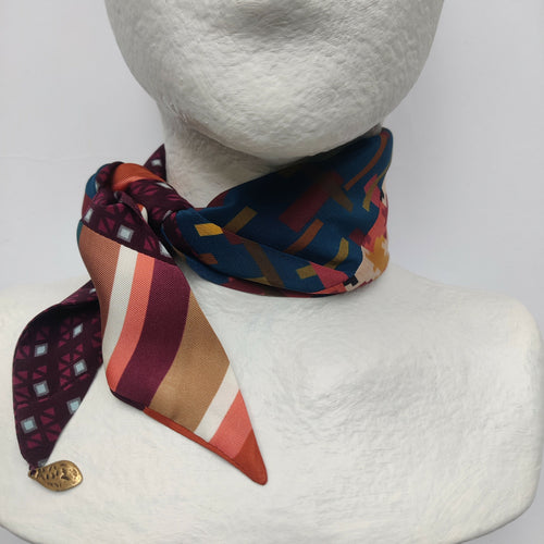 Foulard pointe soie- geometric blue | EMPREINTES Paris - EMPREINTES Paris