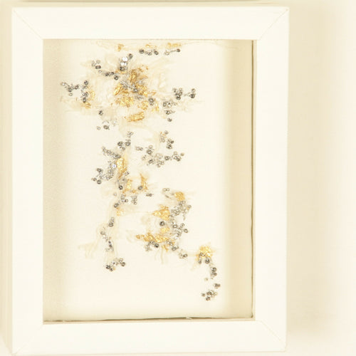 tableau_textile_fragment_de_haute_couture_i_virginie_parrot copie | EMPREINTES Paris - EMPREINTES Paris