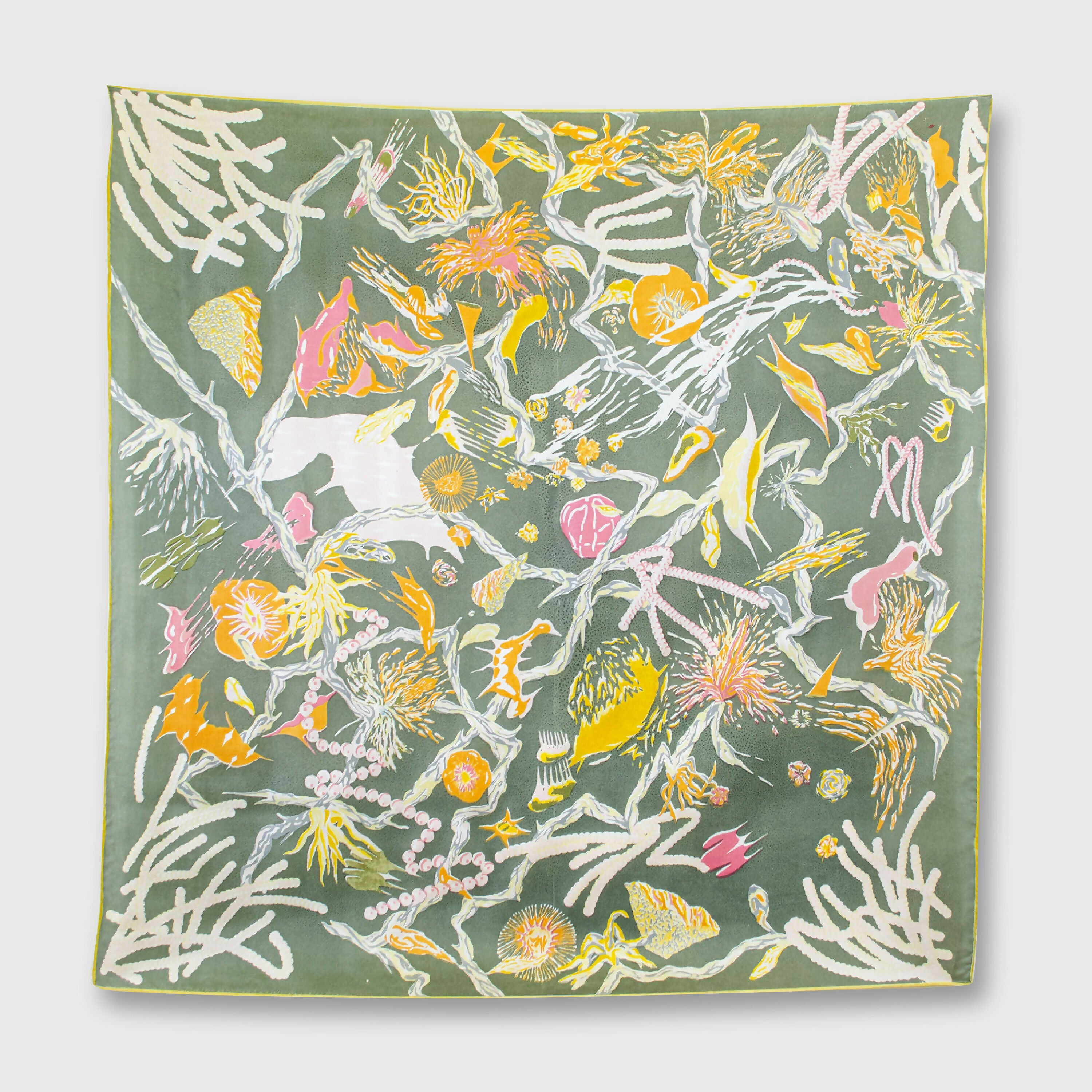 carre_de_soie_william_morris_on_the_milkyway_vert_prelude_dans_la_pampa copie | EMPREINTES Paris