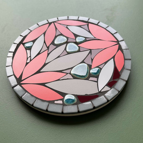 Dessous-de-plat mosaïque Magnolia rouge, gris et bleu | EMPREINTES Paris - EMPREINTES Paris