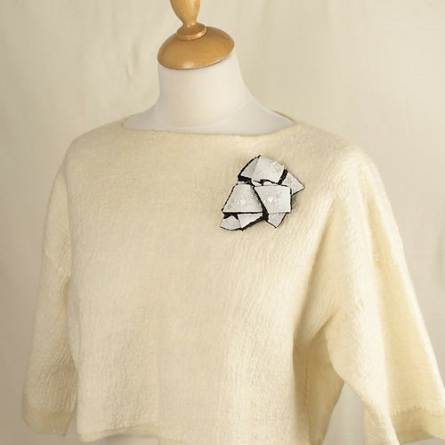 origami_ii_sculpture_textile_a_porter_virginie_parrot copie | EMPREINTES Paris - EMPREINTES Paris