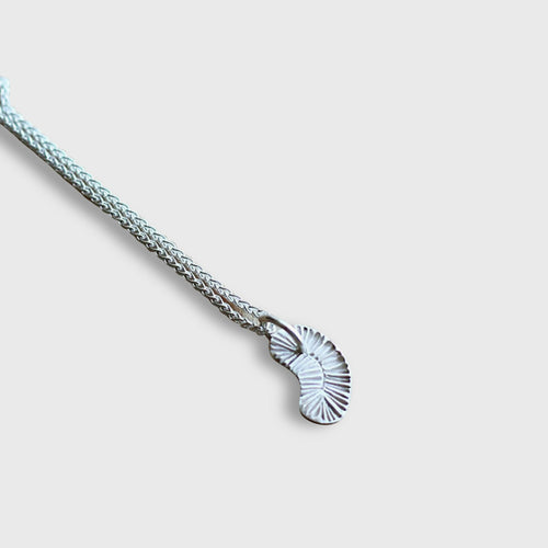 mini_collier_volute_collier_minimaliste_en_argent_massif_recycle_925_maa_bijoux copie | EMPREINTES Paris - EMPREINTES Paris