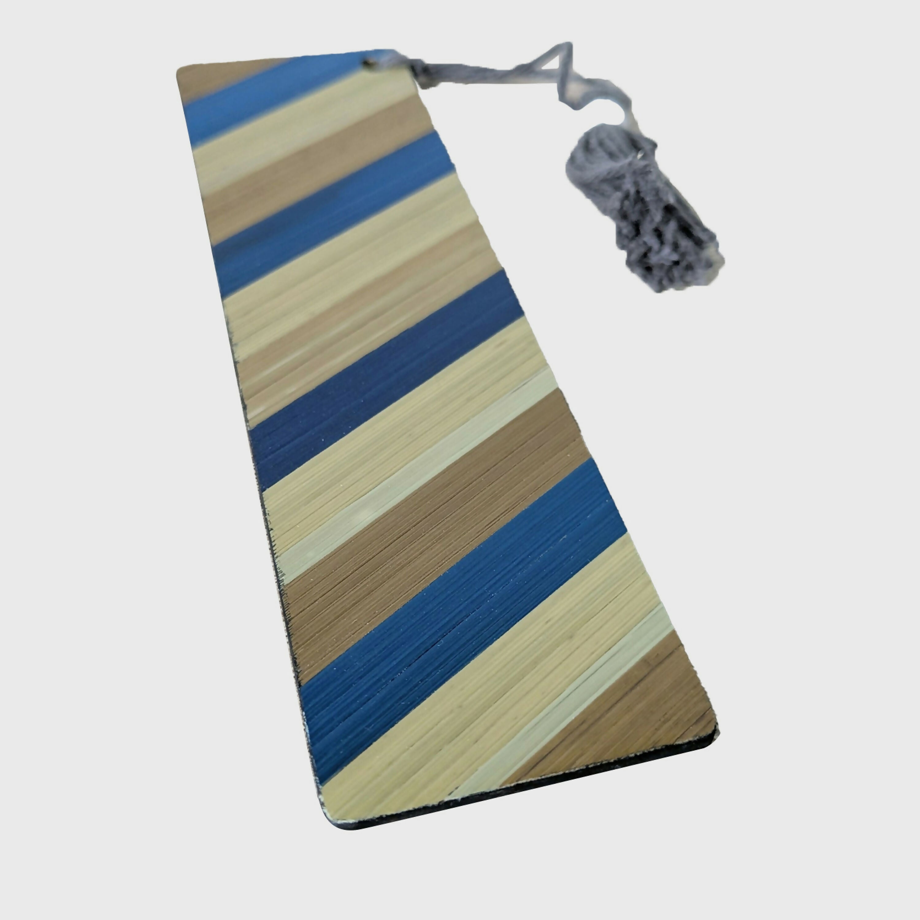 Marque-pages avec marqueterie de paille Bleue beige doré et orange gris cuivre | EMPREINTES Paris