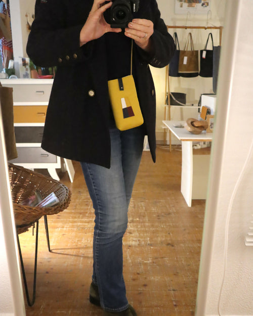 poche_telephone_nautic_–_gabardine_jaune_solaire_sylvie_strohl | EMPREINTES Paris - EMPREINTES Paris