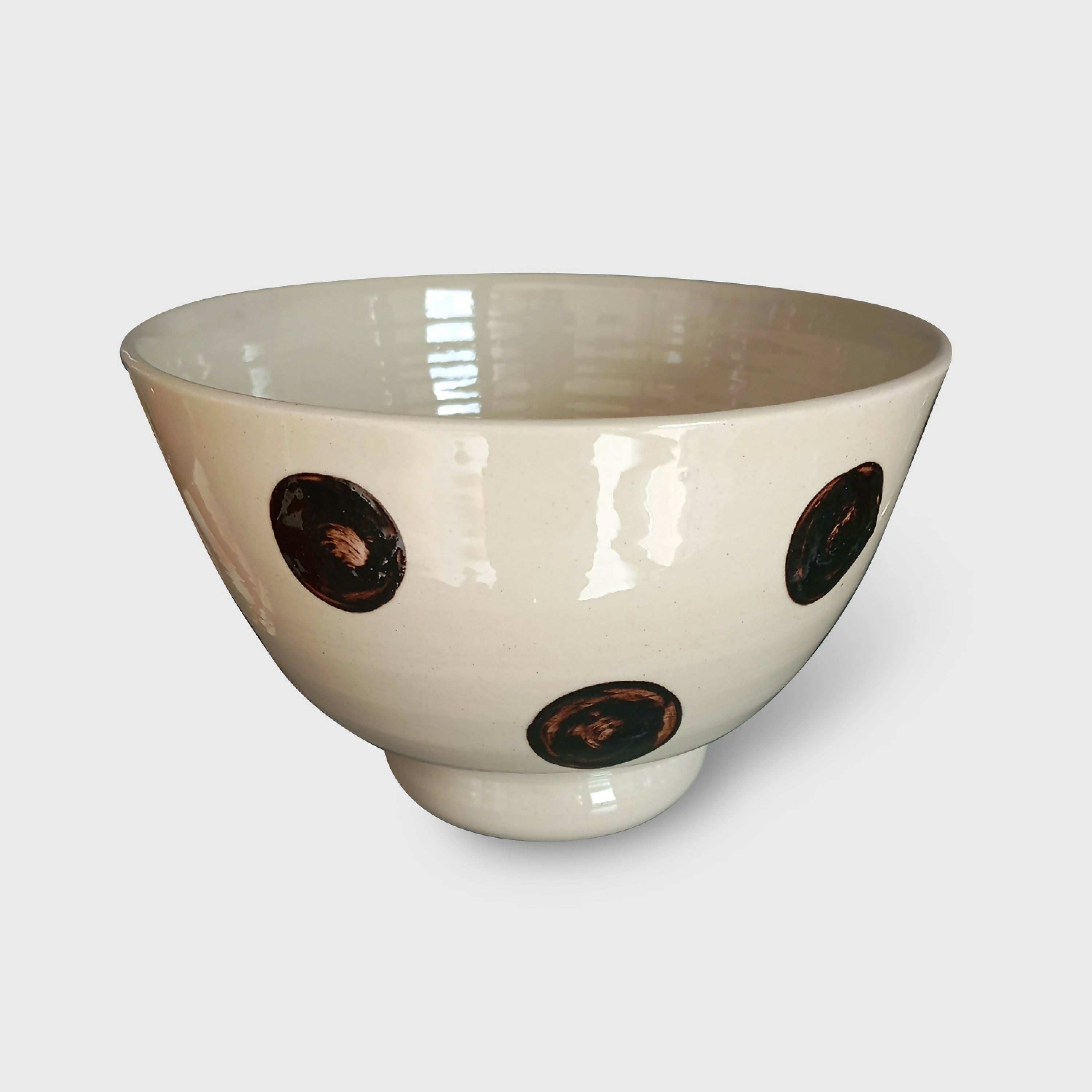 grand_bol_pois_noirs_georgie_blin_ceramiste copie | EMPREINTES Paris