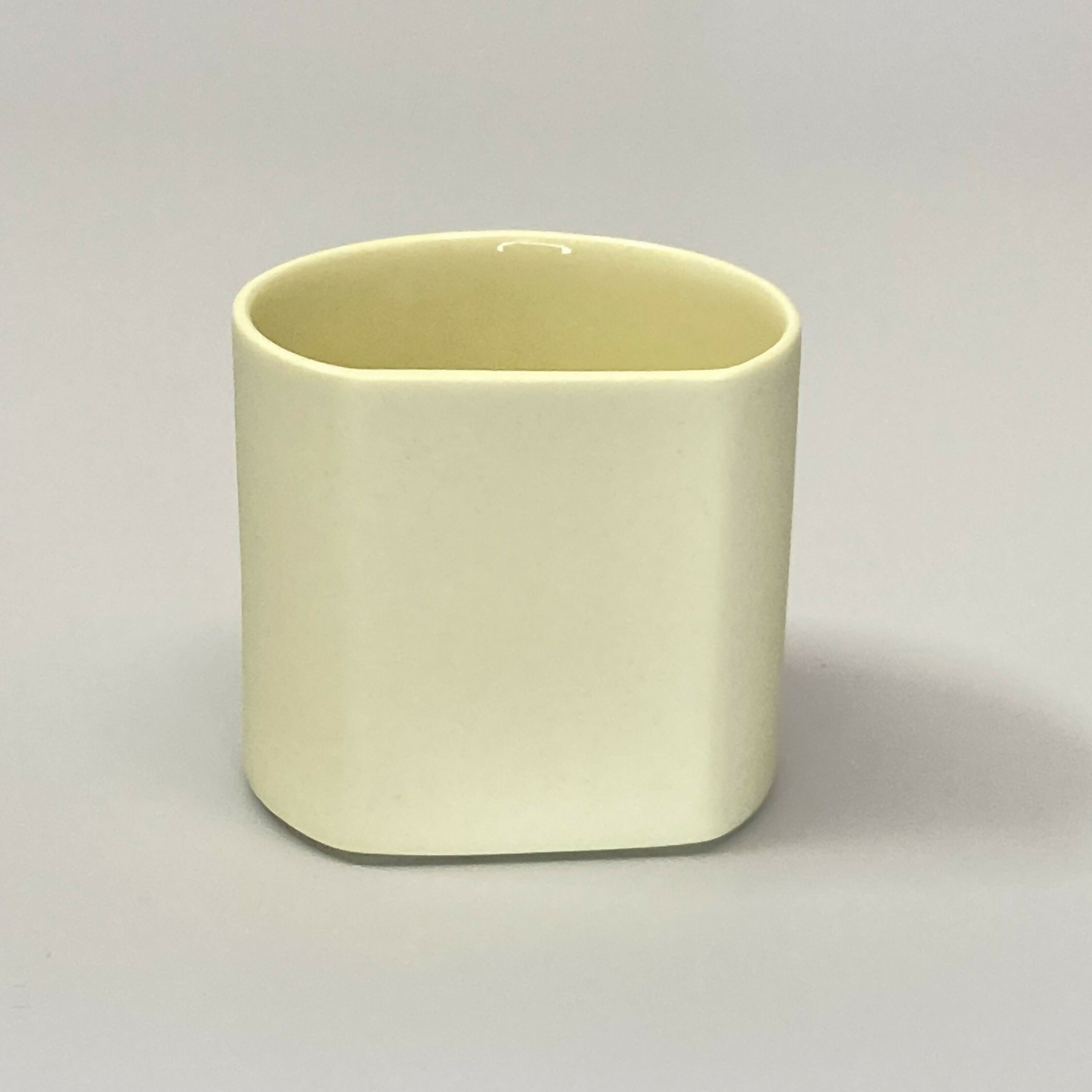gobelet_jaune_small_un_pan_n°10_2gceramic copie | EMPREINTES Paris