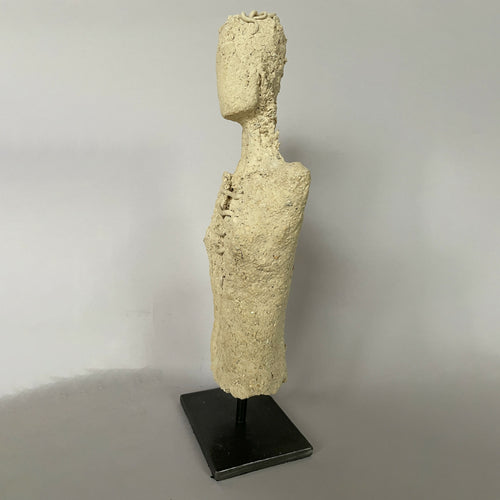 sculpture_rei_en_gres_blanc_marie_madeleine_vitrolles copie | EMPREINTES Paris - EMPREINTES Paris