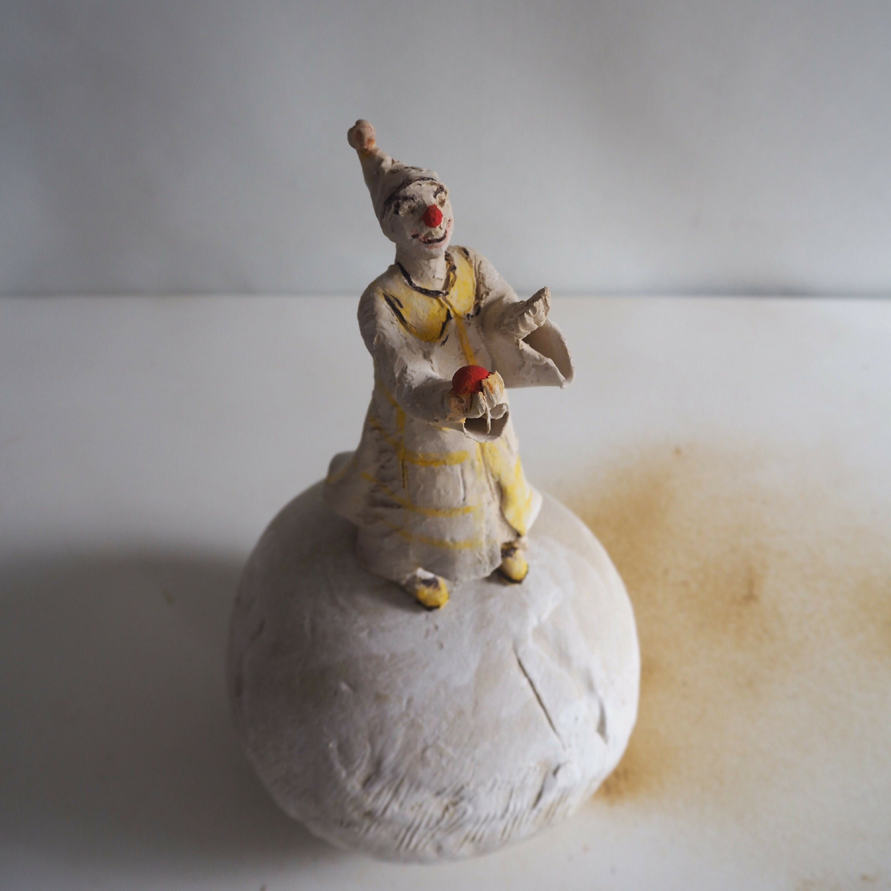 sculpture_clown_jongleur_sur_boule_marie_helene_valladeh copie | EMPREINTES Paris