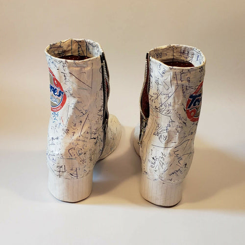 sculpture_papier_boots_blanches_zippees_laurence_lehel copie | EMPREINTES Paris - EMPREINTES Paris