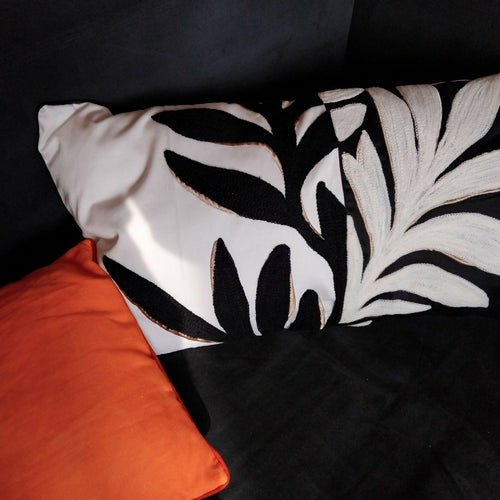 YKzYki4T1F | EMPREINTES Paris - EMPREINTES Paris