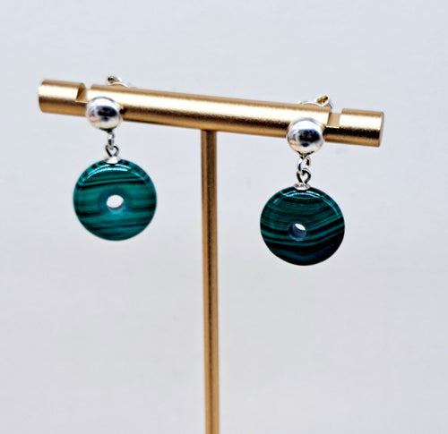 Boucles d'oreilles en argent avec malachites | EMPREINTES Paris - EMPREINTES Paris