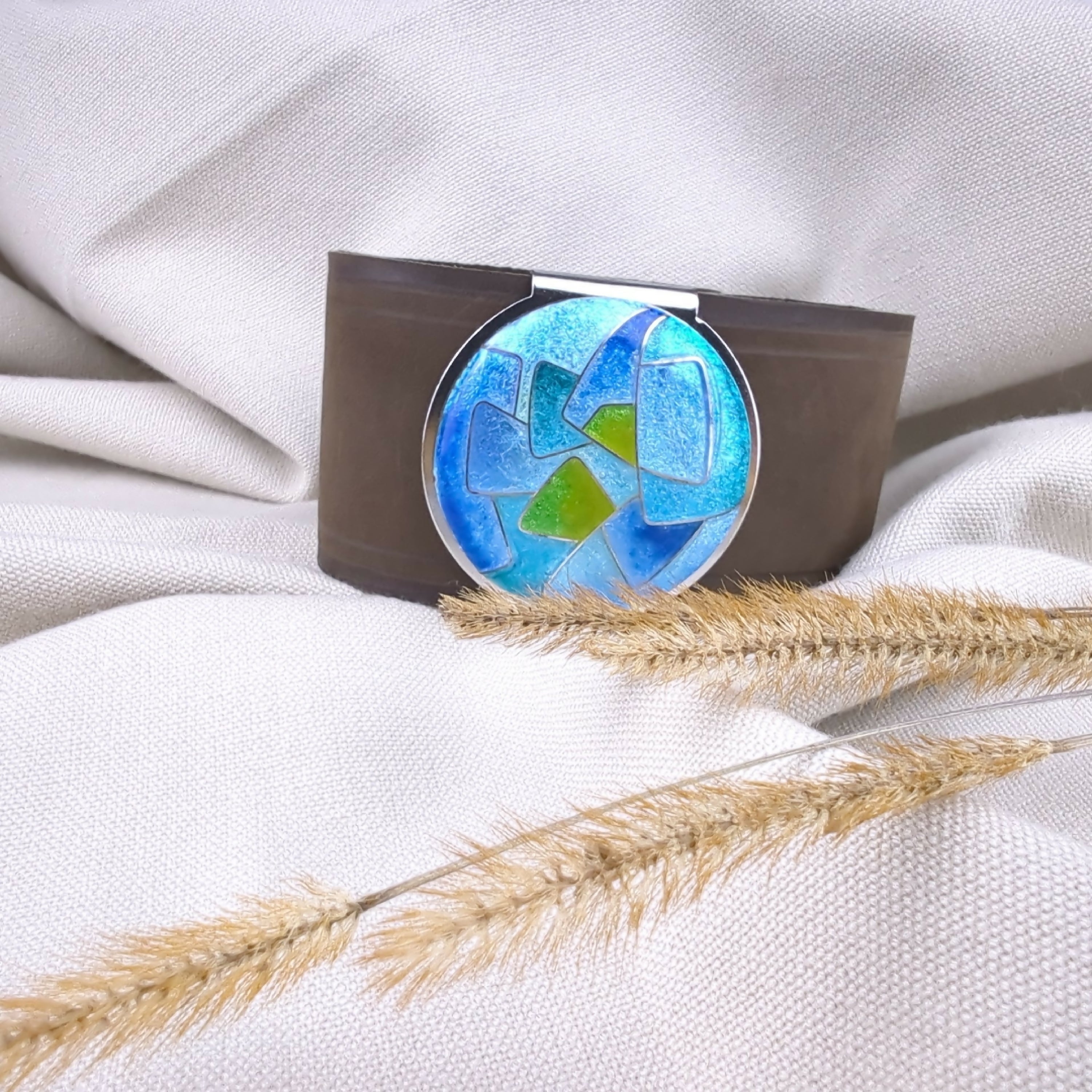 Bracelet manchette en cuir et émaux cloisonnés sur argent - Bleus | EMPREINTES Paris