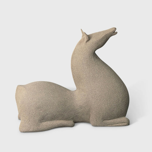 Sculpture Cheval Assis Gris Collection Singing | EMPREINTES Paris - EMPREINTES Paris