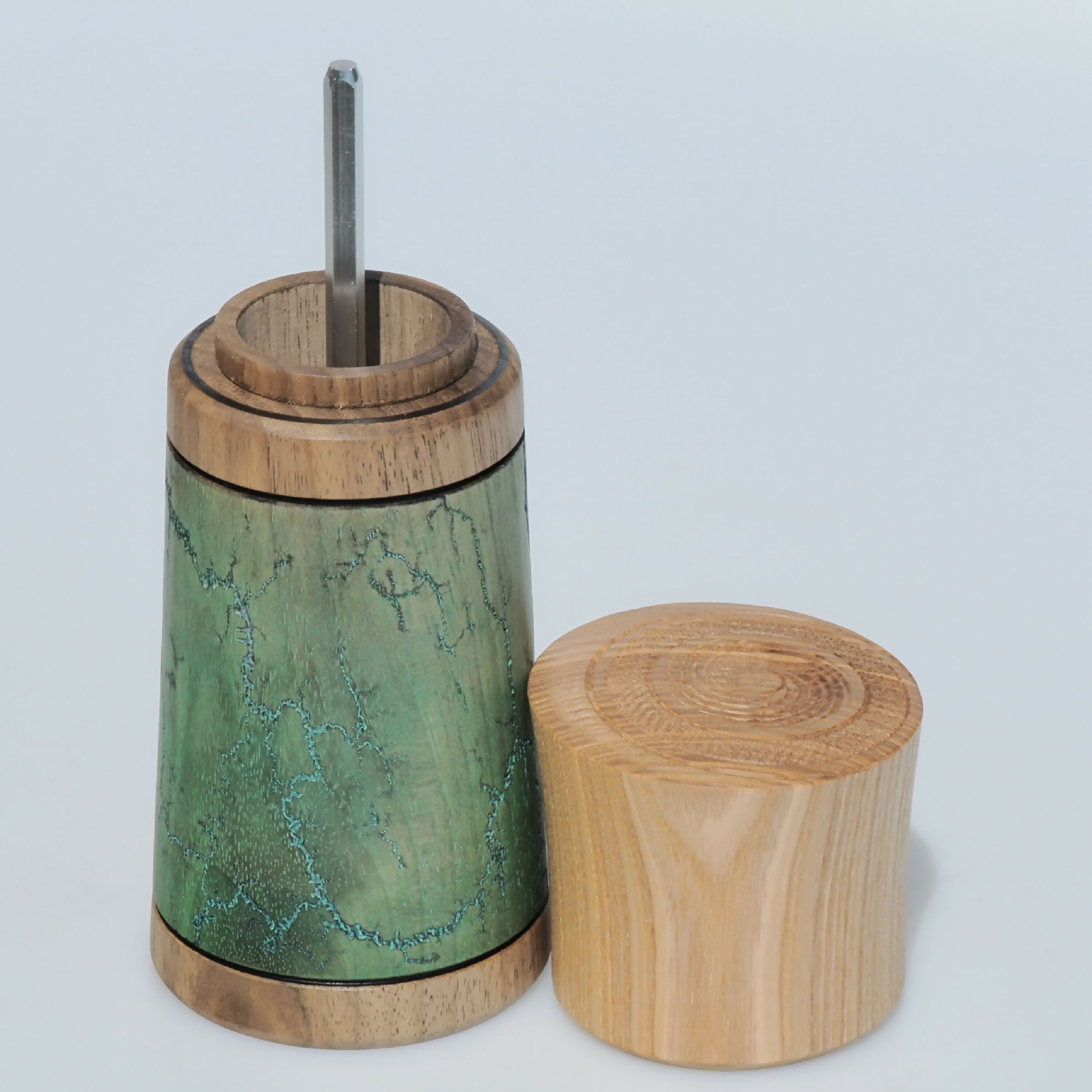 moulin_a_poivre_en_noyer_et_frene_latelier_du_mercantour | EMPREINTES Paris