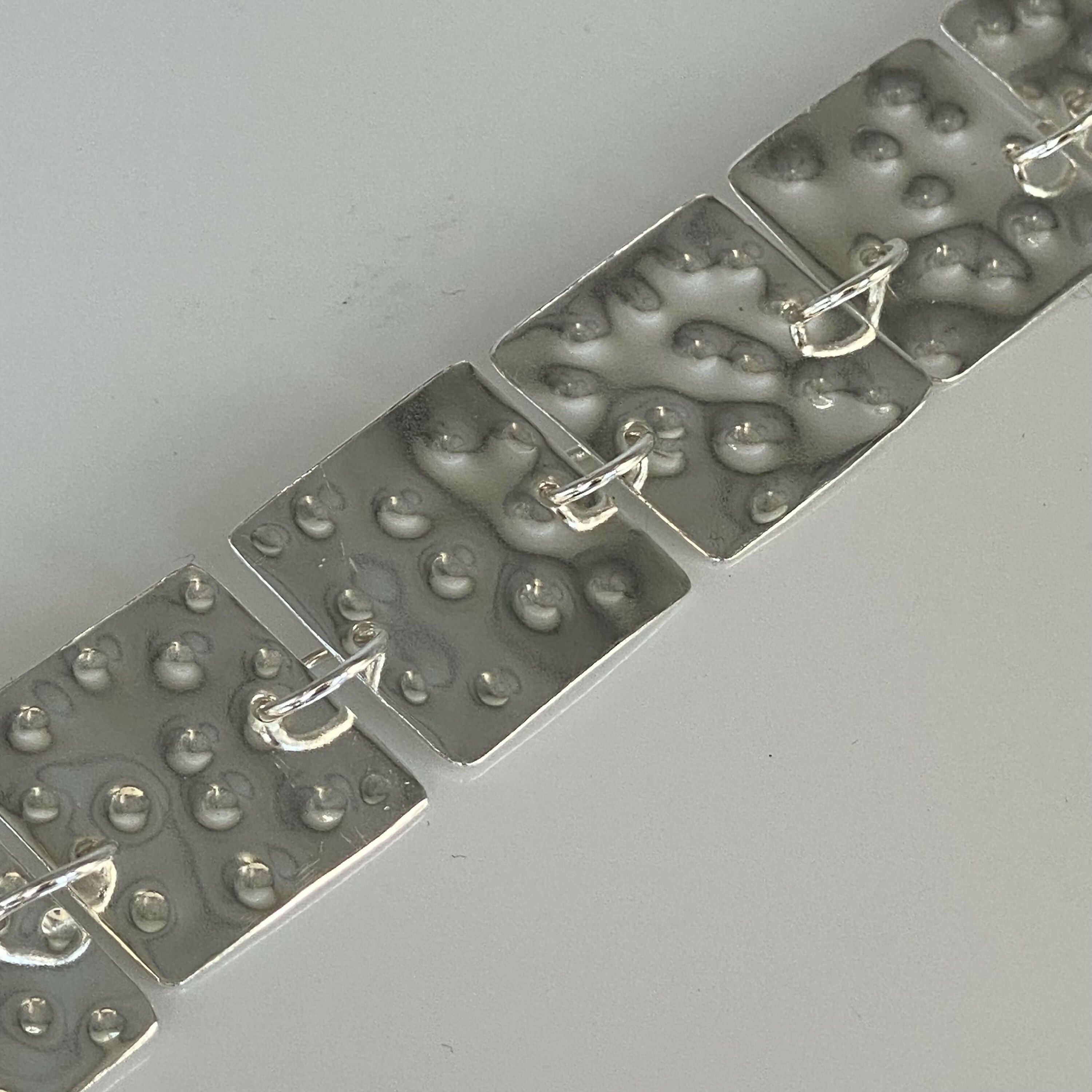 bracelet_en_argent_massif_martele_squares_artyssia copie | EMPREINTES Paris