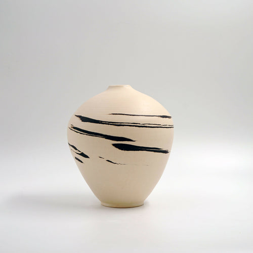 Vase blanc et noir - série Nuages II | EMPREINTES Paris - EMPREINTES Paris
