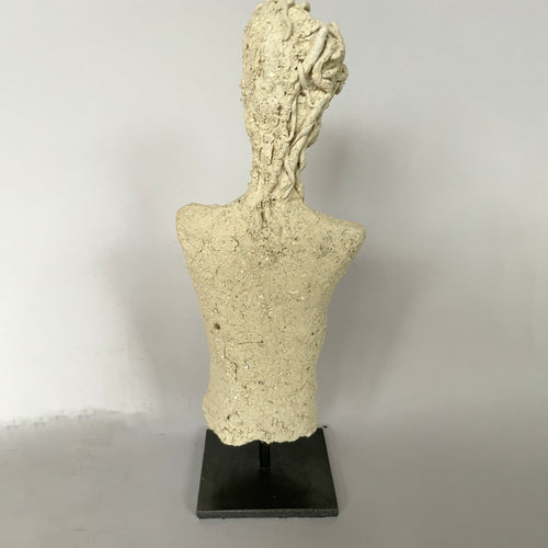 sculpture_rei_en_gres_blanc_marie_madeleine_vitrolles copie | EMPREINTES Paris - EMPREINTES Paris