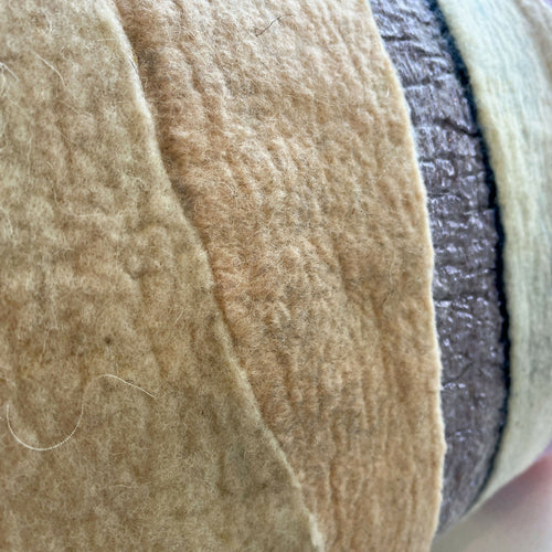 coussin_collection_strates_roses_vi_accords_feutres copie | EMPREINTES Paris - EMPREINTES Paris