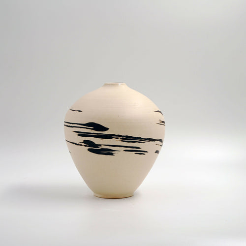 Vase blanc et noir - série Nuages II | EMPREINTES Paris - EMPREINTES Paris