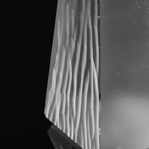 sculpture_pyramide_bomma_grand_format_trait_dunion_artisans copie | EMPREINTES Paris - EMPREINTES Paris