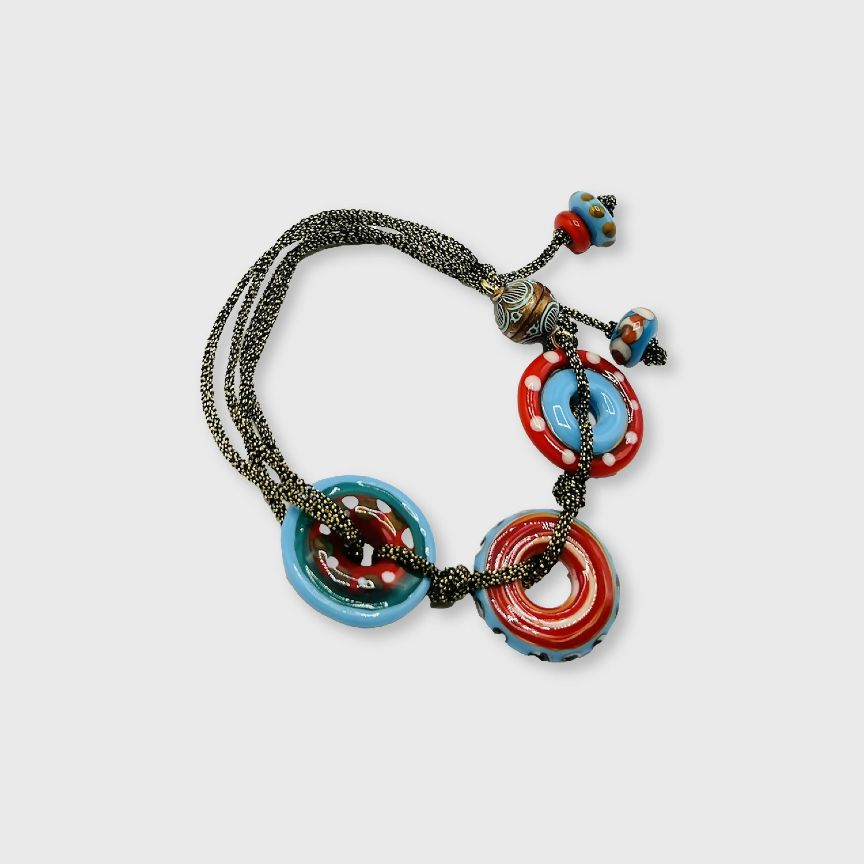 bracelet_perles_en_verre_colore_alix_caille_silice_creation copie | EMPREINTES Paris