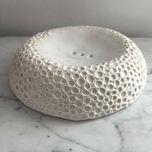 porte_savon_porcelaine_bubbles_cglabsete copie | EMPREINTES Paris - EMPREINTES Paris